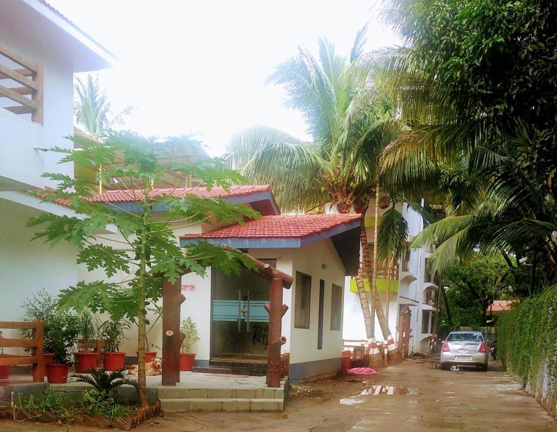 Ruturaj Inn Alībāg Exteriör bild